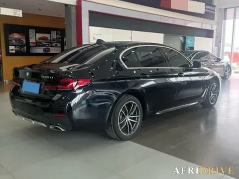 2022 BMW 5 Series 7