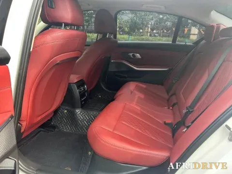 2022 Tesla Model Y 6