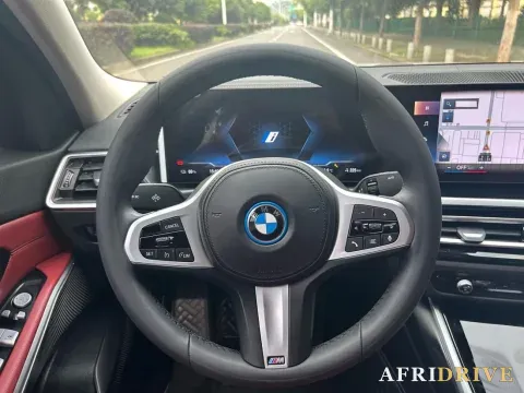 2022 Tesla Model Y 8