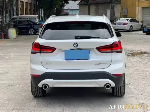 2022 BMW X1 8