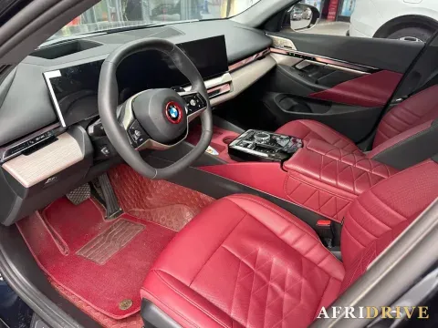 2024 BMW 5 Series 4