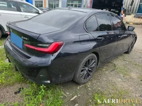 2023 BMW 3 Series 3