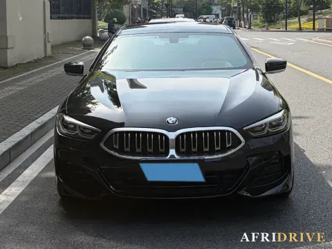 2022 BMW 8 Series 3