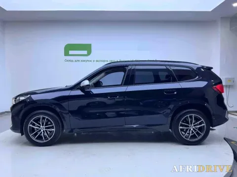 2023 BMW X1 5
