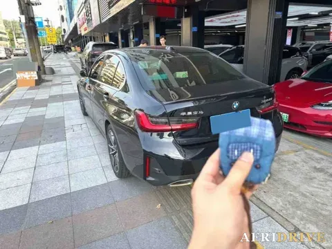 2023 BMW 3 Series 5
