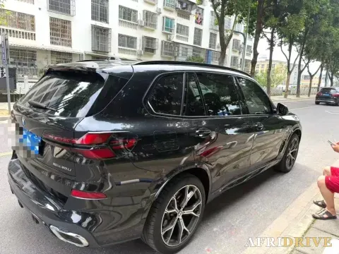 2023 BMW X5 7