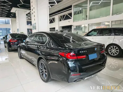 2021 BMW 5 Series 5