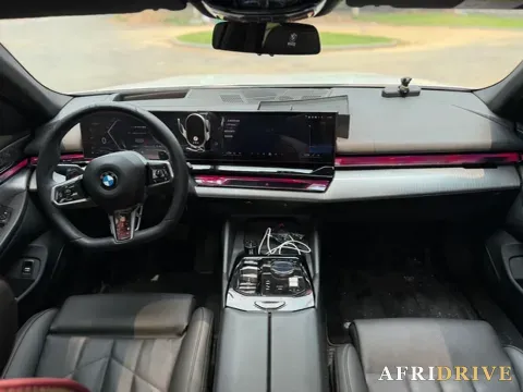 2024 BMW 5 Series 6
