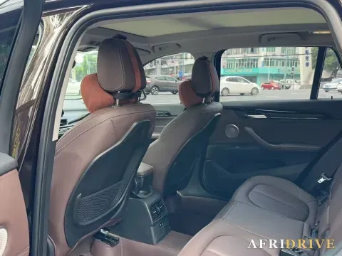 2022 BMW X1 4