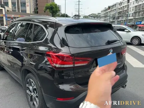 2022 BMW X1 5