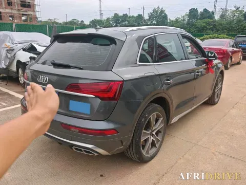 2022 Audi Q5L 4