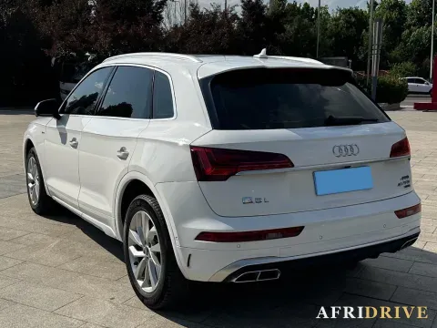 2022 Audi Q5L 7