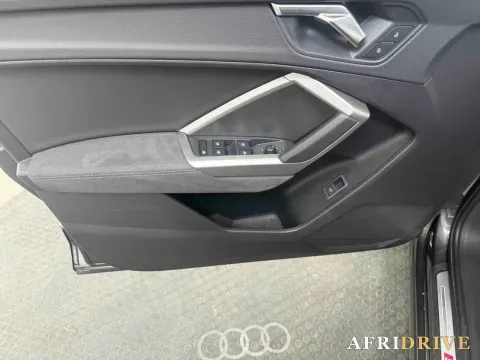 2023 Audi Q3 4