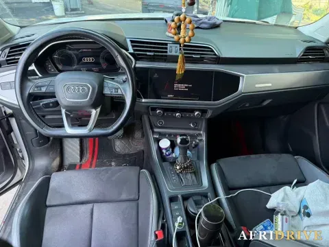2022 Audi Q3 4