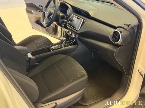 2023 Nissan Kicks 5