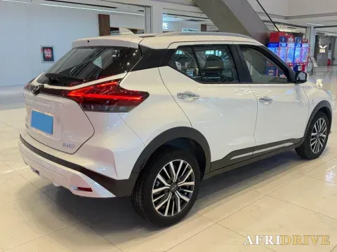 2023 Nissan Kicks 8