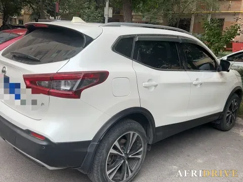 2022 Nissan Qashqai 2