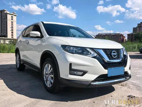 2022 Nissan X-Trail 2