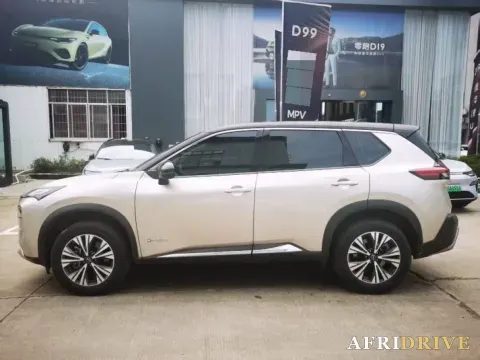2023 Nissan X-Trail 5