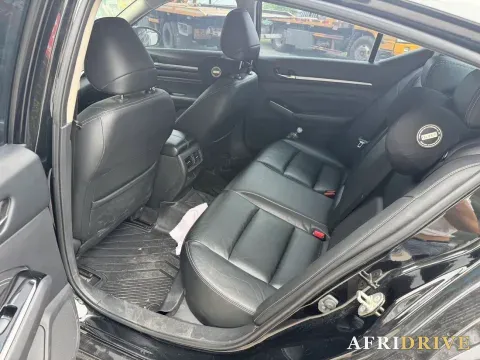 2021 Nissan Teana 5