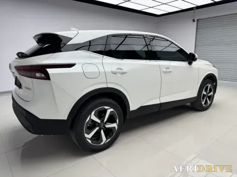 2023 Nissan Qashqai 5