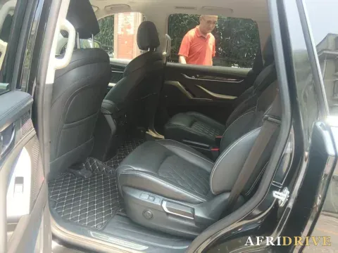 2020 MAXUS D90 Pro 6