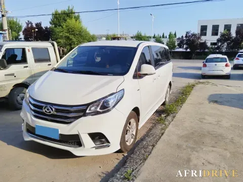 2022 MAXUS G10