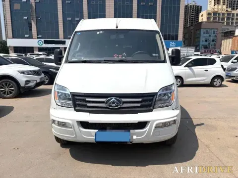 2021 MAXUS XinTu V80 3