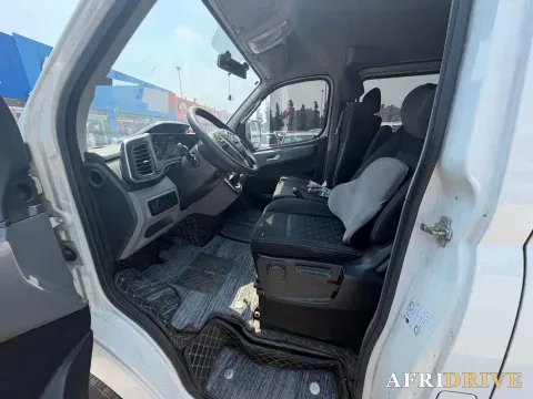 2021 MAXUS XinTu V80 8