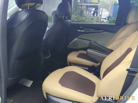 2023 MAXUS G50 7