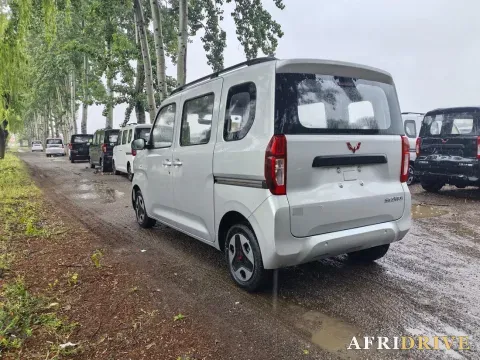 2025 WuLing ZhiGuang 4