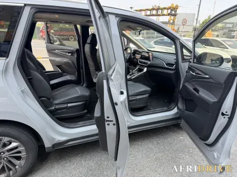 2024 MAXUS XinTu V90 8