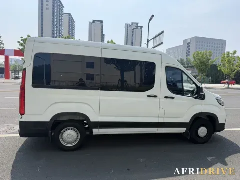 2022 MAXUS XinTu V90 4