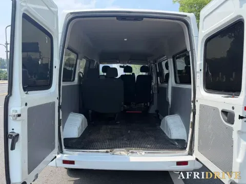 2021 MAXUS XinTu V80 6