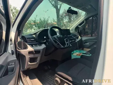 2024 MAXUS XinTu EV70 2