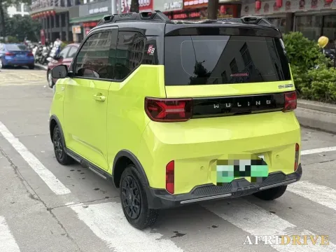 2022 WuLing HongGuang MINI EV 7