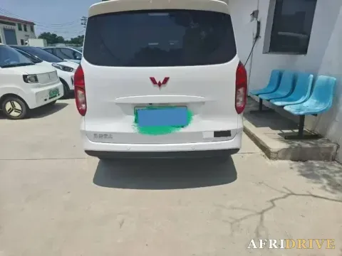 2025 WuLing HongGuang New Energy 3