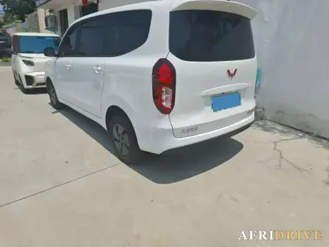 2025 WuLing HongGuang New Energy 4