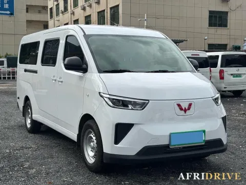 2025 WuLing YangGuang 3