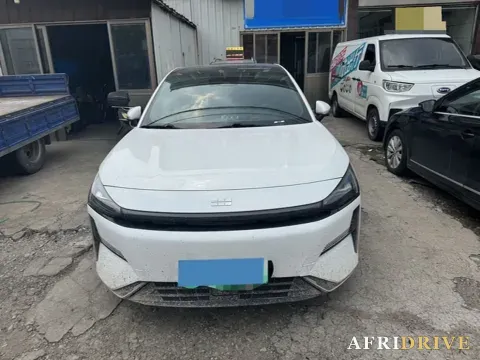 2023 Geely Galaxy L6 2