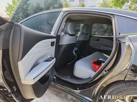 2025 Geely Galaxy E8 3