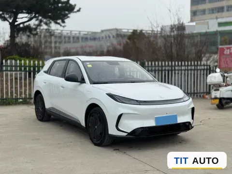 2025 ARCFOX T1 3
