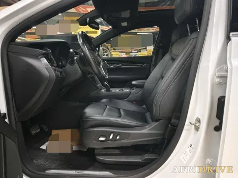 2021 Cadillac XT5 4