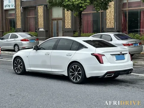 2022 Cadillac CT5 8