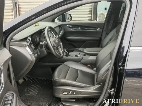2021 Cadillac XT5 8
