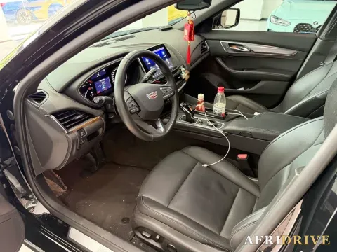 2022 Cadillac CT5 8