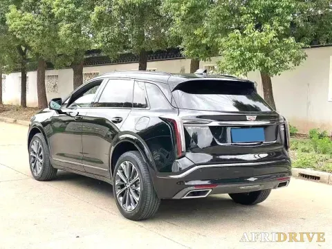 2025 Cadillac XT5 4