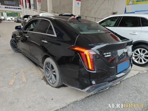 2021 Cadillac CT4 3