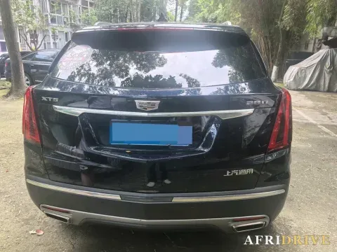 2021 Cadillac XT5 5