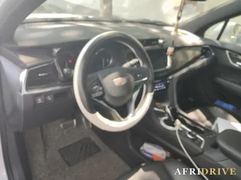 2021 Cadillac XT6 4